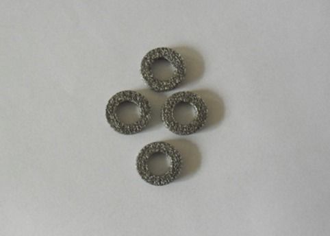 銀製のWiremesh M8 M10の排気管の騒音低減のパッド