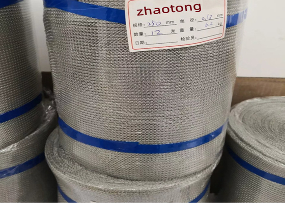 すべてはステンレス鋼のフィルターのためのロールスロイスの幅250mmの編まれた金網に金属をかぶせる